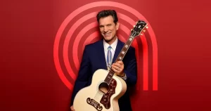 Chris Isaak susține un concert în premieră în România