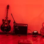 Evenimentele secrete în locuri secrete marca „Who’s On Stage?” continuă în București
