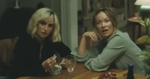 Penelope Cruz e seducătoare în „Invitaţia vecinilor”