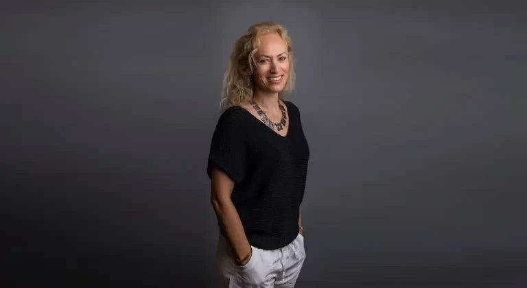 Louise Fein, autoarea romanului „Fiica Reichului”, vine la FICT