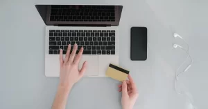 Strategie inteligentă: cum folosești creditele nebancare online fără să intri în cercul vicios al datoriilor?