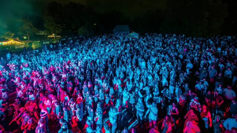 Jazz in the Park 2026: peste 20.000 de festivalieri, 3 zile de muzică bună și o poveste care merge mai departe la ediția aniversară cu numărul 15