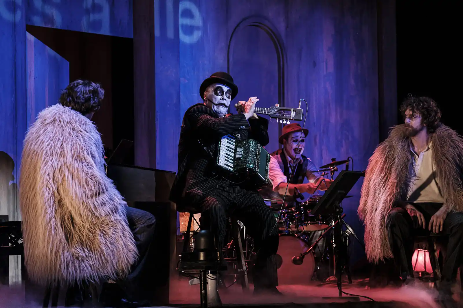 The Tiger Lillies. Foto: Albert Dobrin