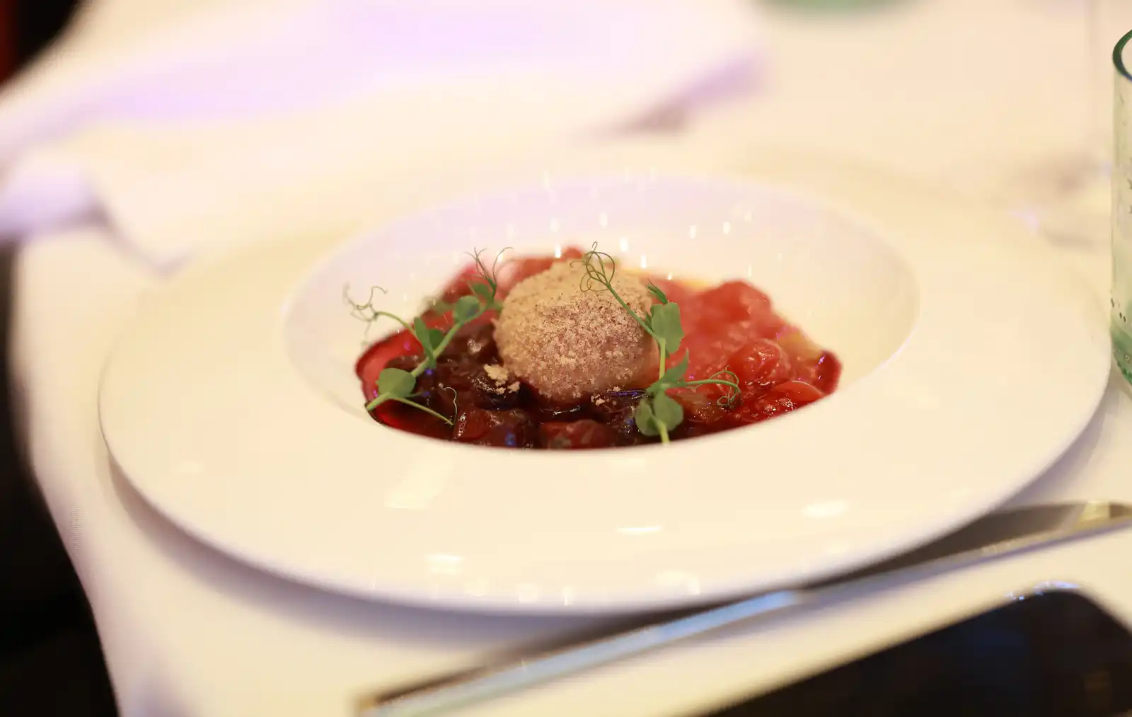 Un chef cu stea Michelin, vedeta unei cine memorabile