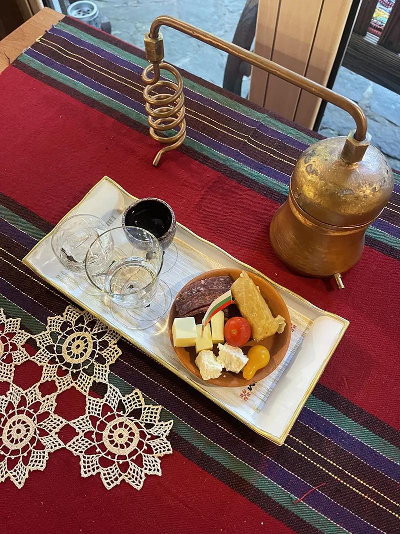 România vs. Balcani, războiul pe țuici - Rakia