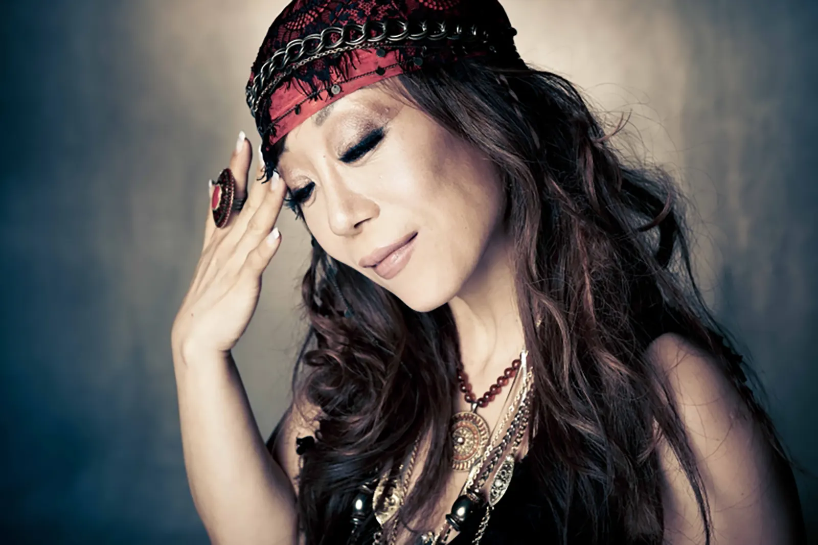 Soprana Sumi Jo, foto oficial SMI Entertainment