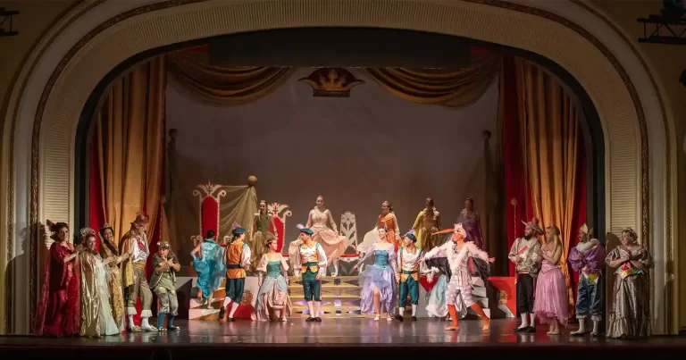 Două evenimente, duminică, pe scena Operei Brașov