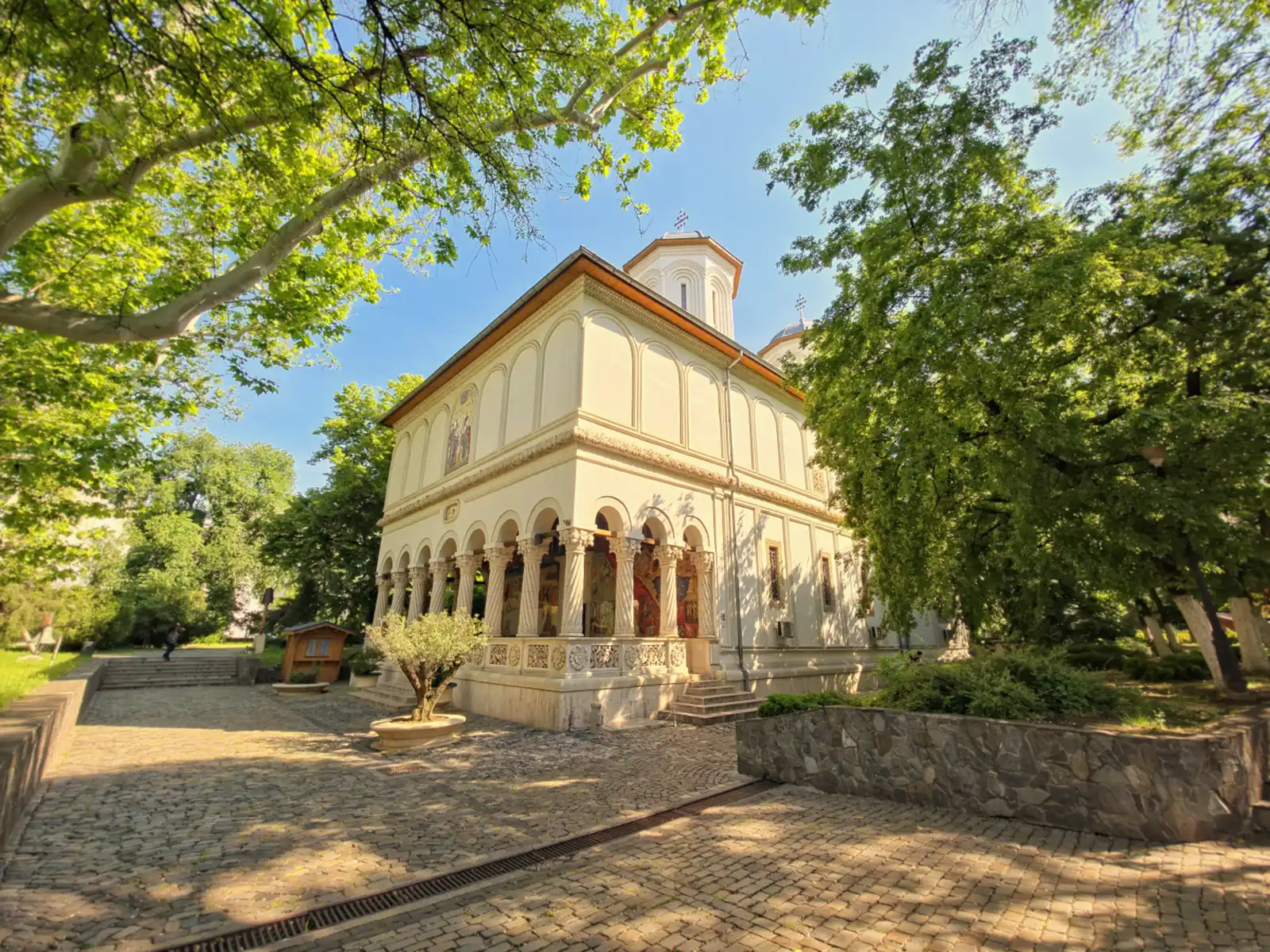 Harta Literară - Biserica Sfântu Gheorghe Nou @Alex Vega