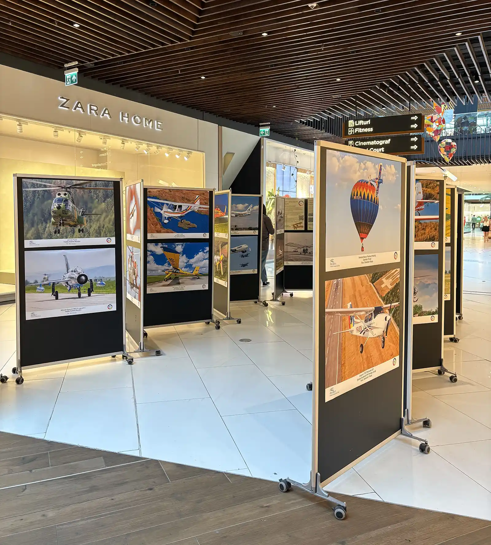 Expoziție de fotografie aviatică dedicată Zilei Aviației Rom&acirc;ne și a Forțelor Aeriene