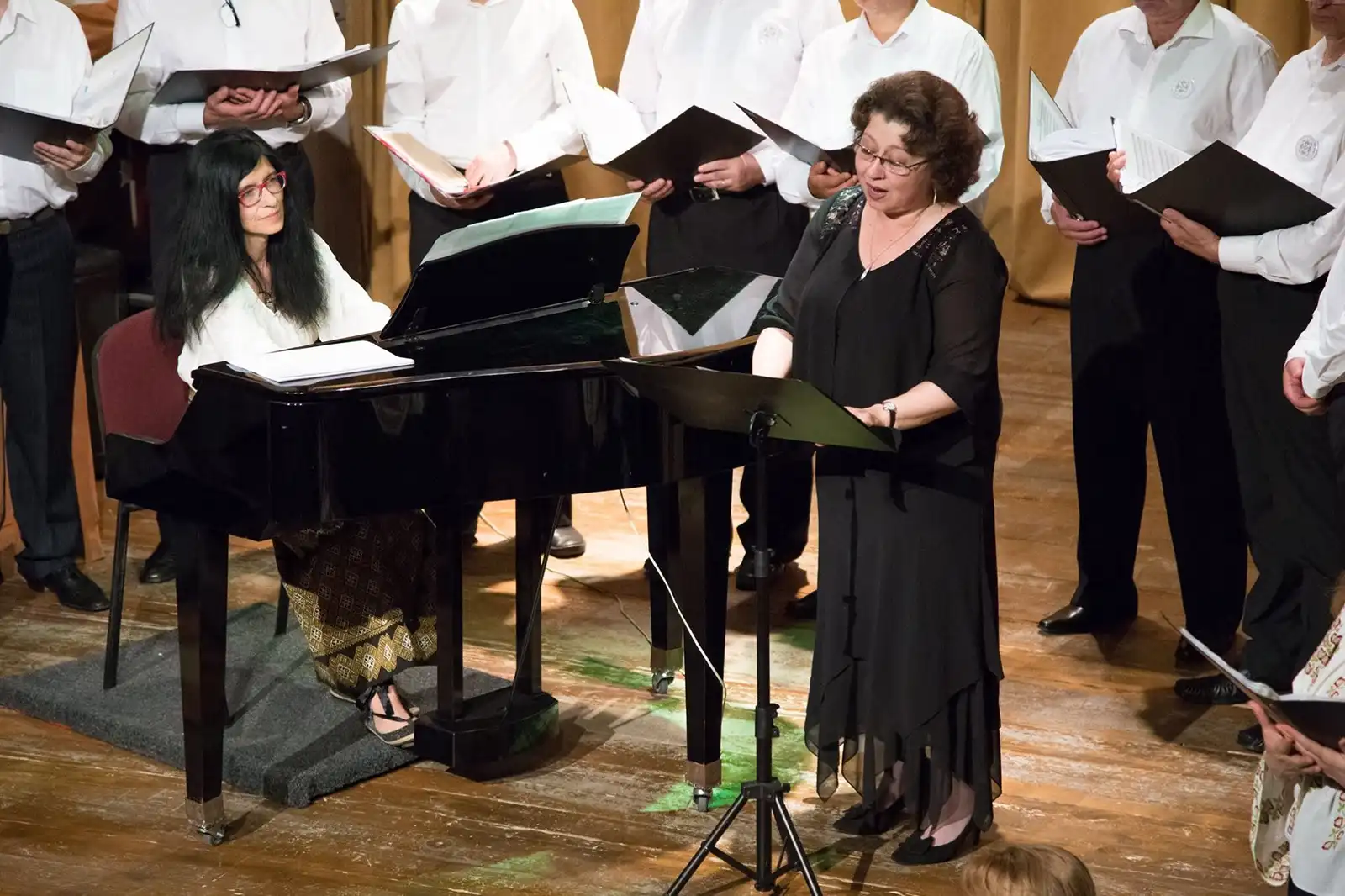 Corul Pro Arte al Universității din București celebrează 50 de ani de existență printr-un concert aniversar la ARCUB