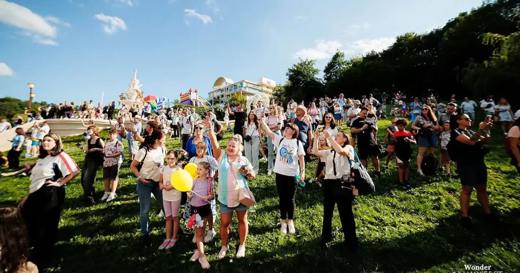 PREMIERĂ: Competiție internațională de magie în timpul celui mai mare festival pentru familii