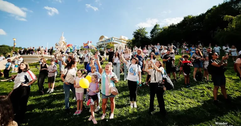 PREMIERĂ: Competiție internațională de magie în timpul celui mai mare festival pentru familii