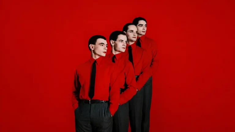 Acum trăim în lumea trupei Kraftwerk