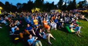 După avanpremiere-eveniment, „Hoinari prin Munți” pornește în caravana națională și ajunge în cinematografe din 11 septembrie