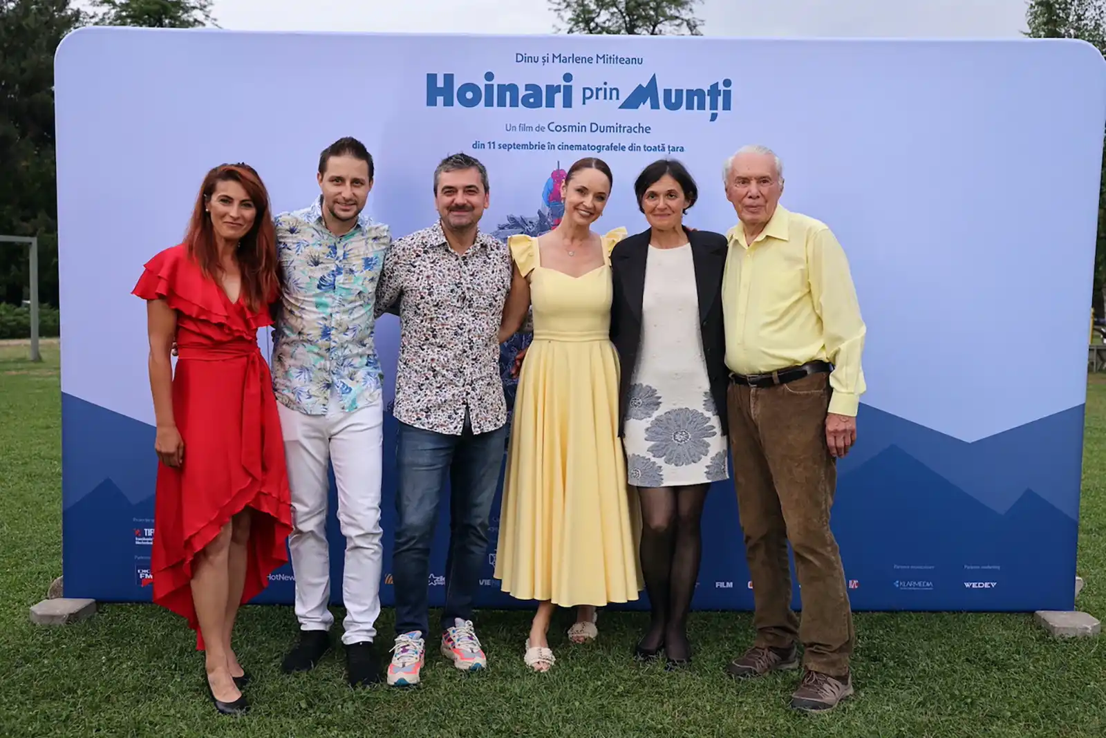 După avanpremiere-eveniment, „Hoinari prin Munți” pornește în caravana națională și ajunge în cinematografe din 11 septembrie
