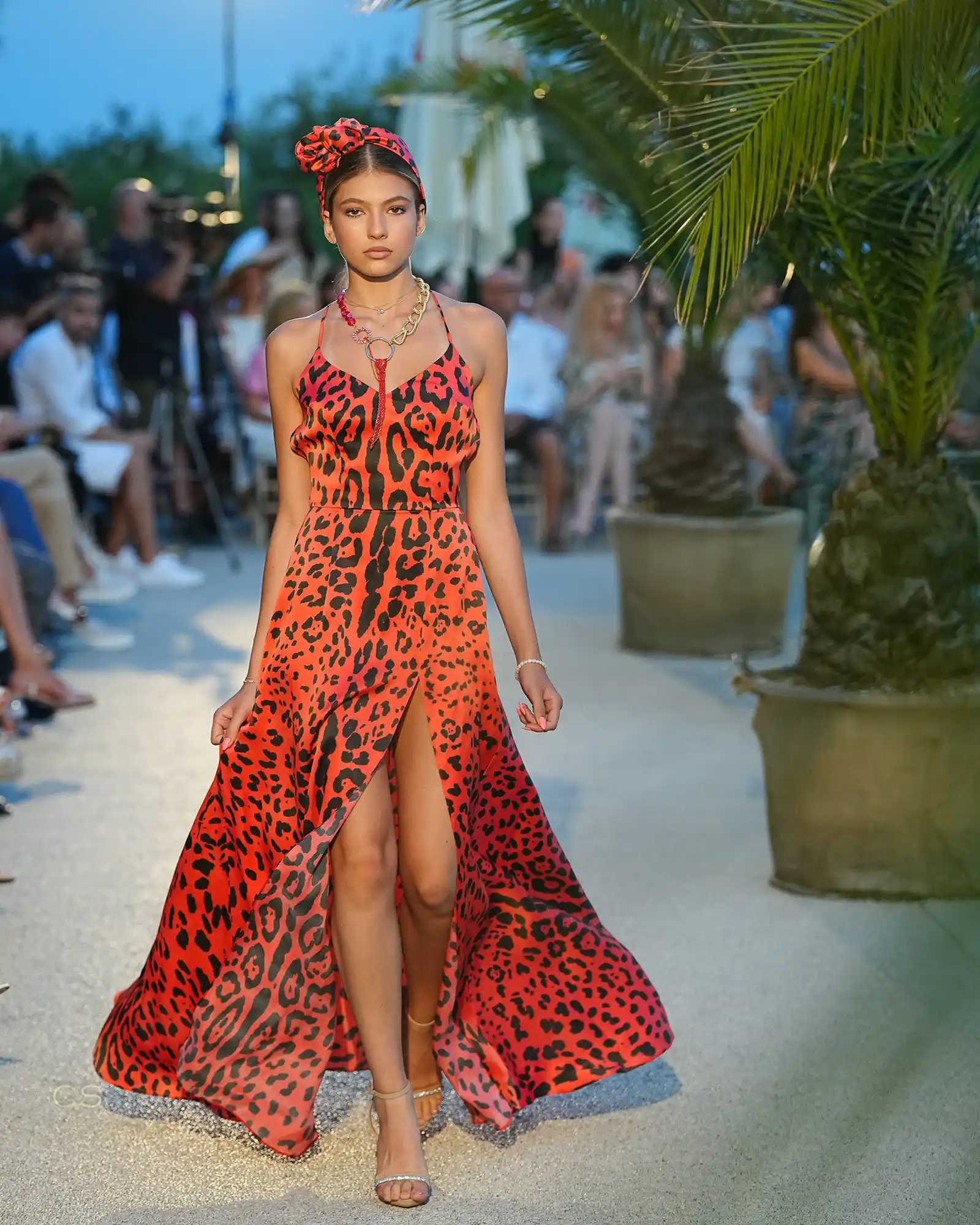 Pool Fashion Show 2026: &bdquo;Visul unei nopți de vară&rdquo;