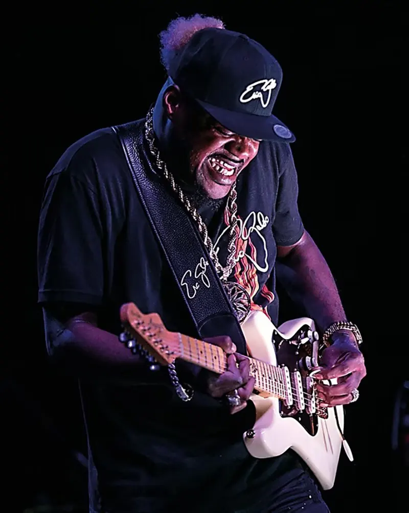 Eric Gales la Open Air Blues Festival Brezoi - festivaluri-romania-iulie-2026