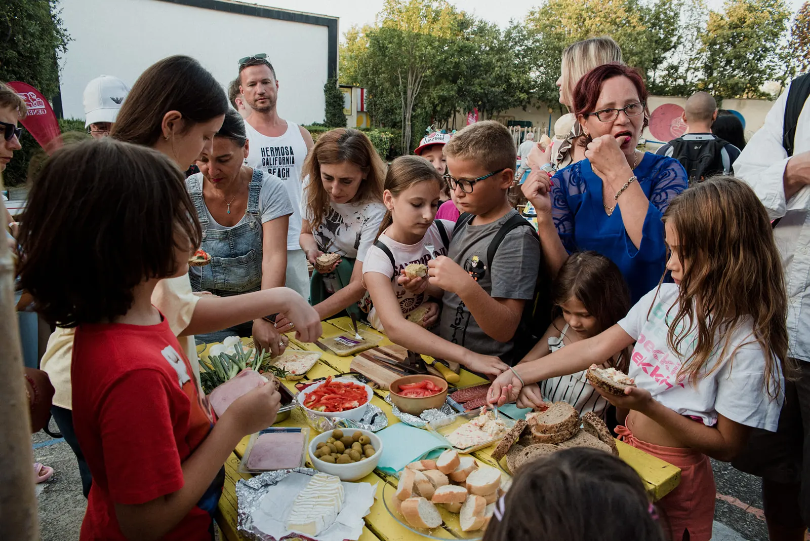 Masa comunitara la Eforie Colorat