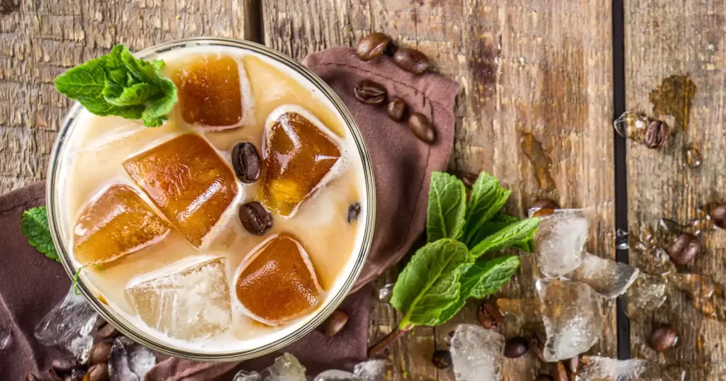 cafenele cu Cold Brew Tonic