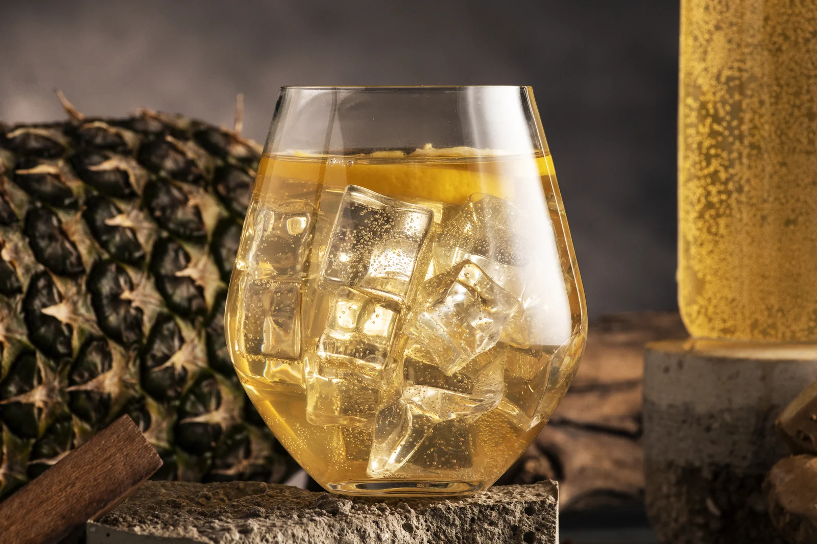 cocktailuri exotice cu vin