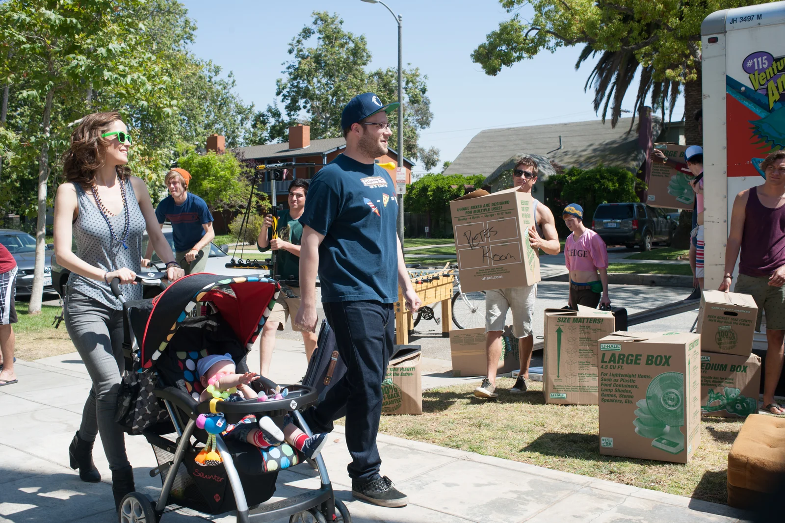 Rose Byrne si Seth Rogen in Neighbors (2014)