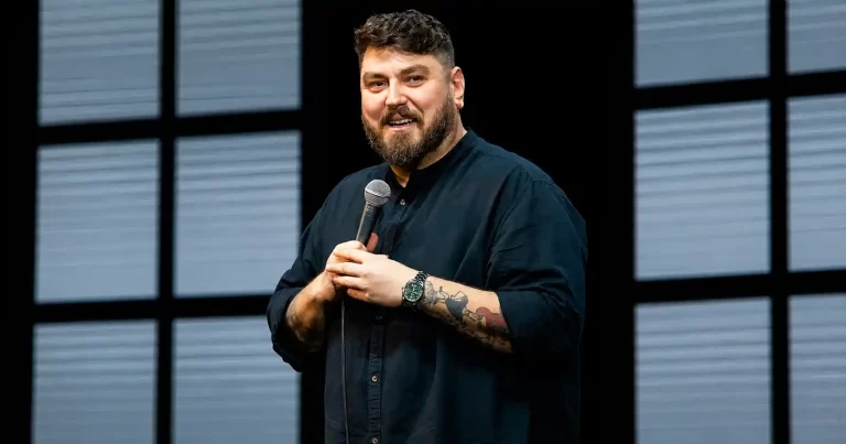 „Atenție, vin urșii!”: Micutzu marchează 20 de ani de stand-up printr-un nou turneu național