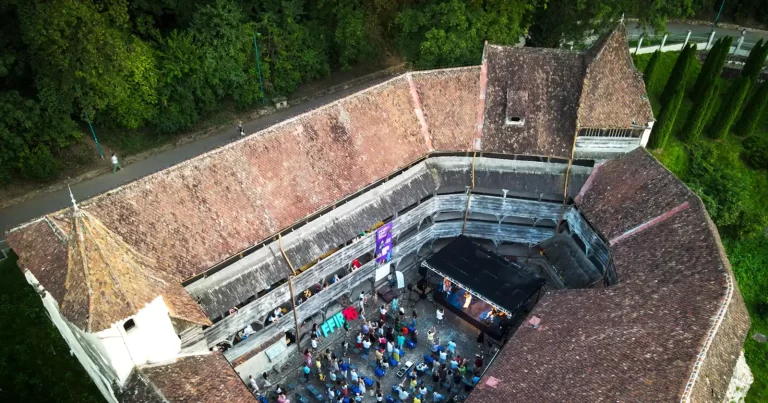 Festivalul de Film și Istorii începe în primul weekend cu Alina Manole, Radu Almășan și Romanian Youth Jazz Orchestra