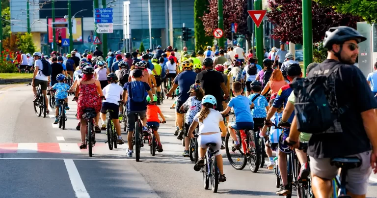Parada Bicicletelor revine la Brașov