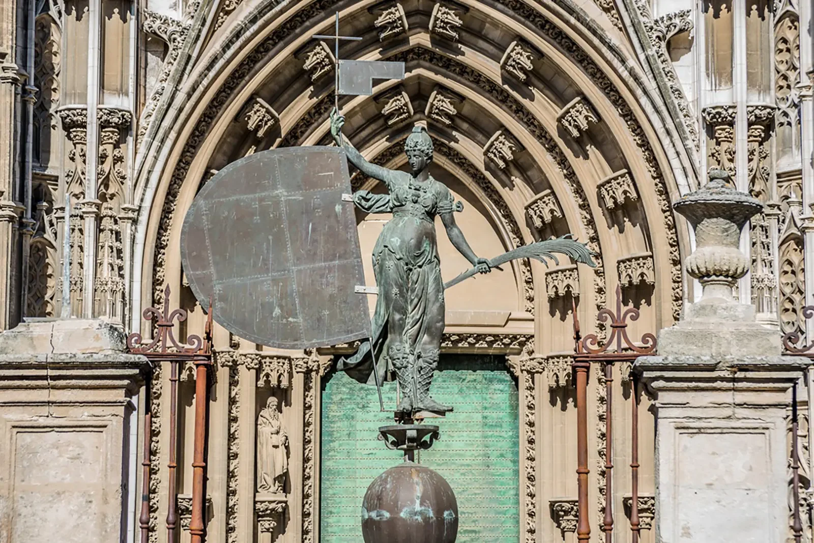 Catedrala din Sevilla și Giralda sevilla-si-malaga-2026 - detaliu