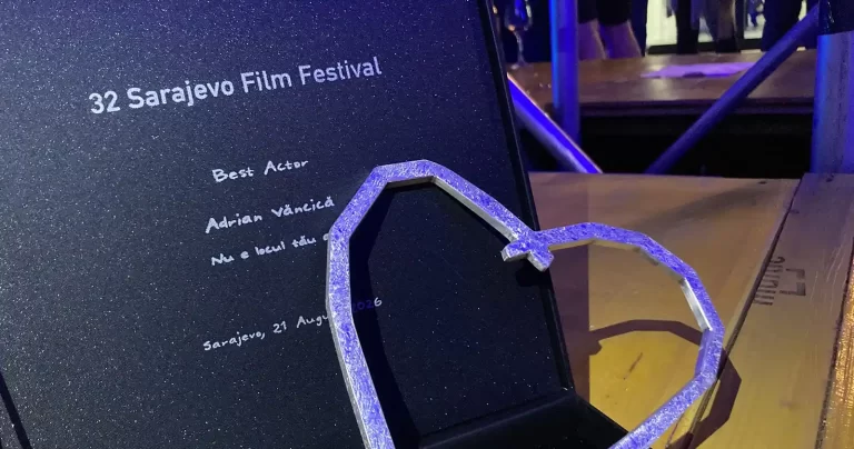 Adrian Văncică a câștigat premiul pentru cel mai bun actor în rolul principal din „Nu e locul tău aici”, la Festivalul Internațional de Film de la Sarajevo