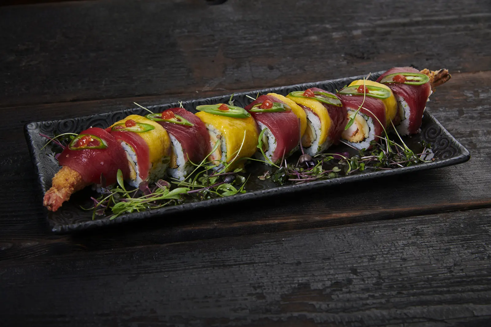 Kansai Roll servit la Edo Sushi București