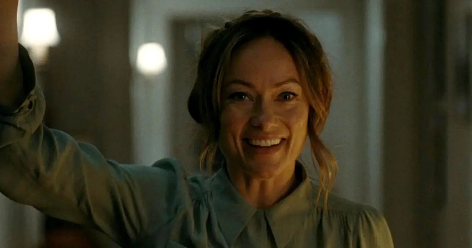 Olivia Wilde - protagonistă și regizoare in The Invite film