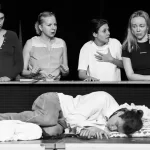 Teatrul Metropolis vă invită la premiera spectacolului „Orlando. O cameră doar a ei”