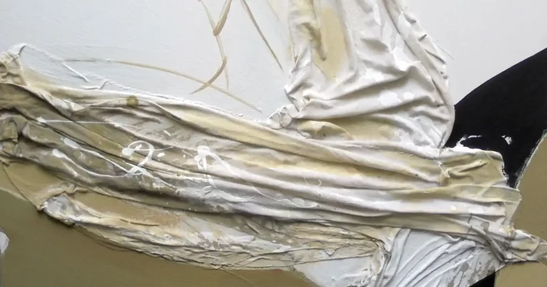 „Tăceri suprapuse” – expoziție de pictură Daniela Orăvițanu
