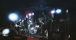Stray Lights Sessions revine la Control pentru al doilea an, cu Methadone Skies și Mock Surprise