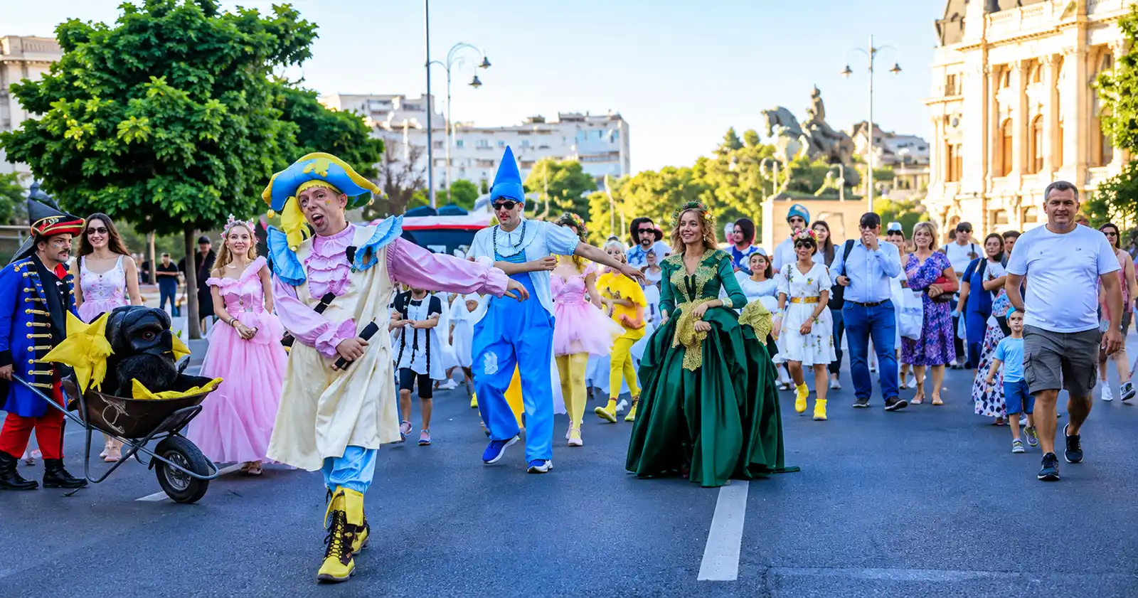 &bdquo;Străzi Deschise București, Promenadă urbană&rdquo; - Calea Victoriei, pietonală doar s&acirc;mbătă, 12 septembrie