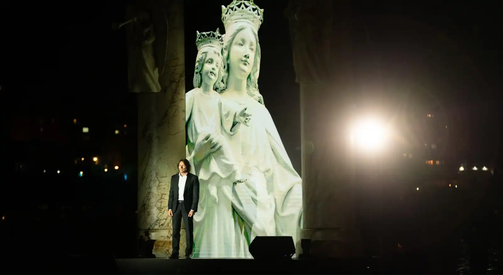 Spectacolul AVE MARIA, cu Corul Madrigal și actorul Marius Manole, revine la București