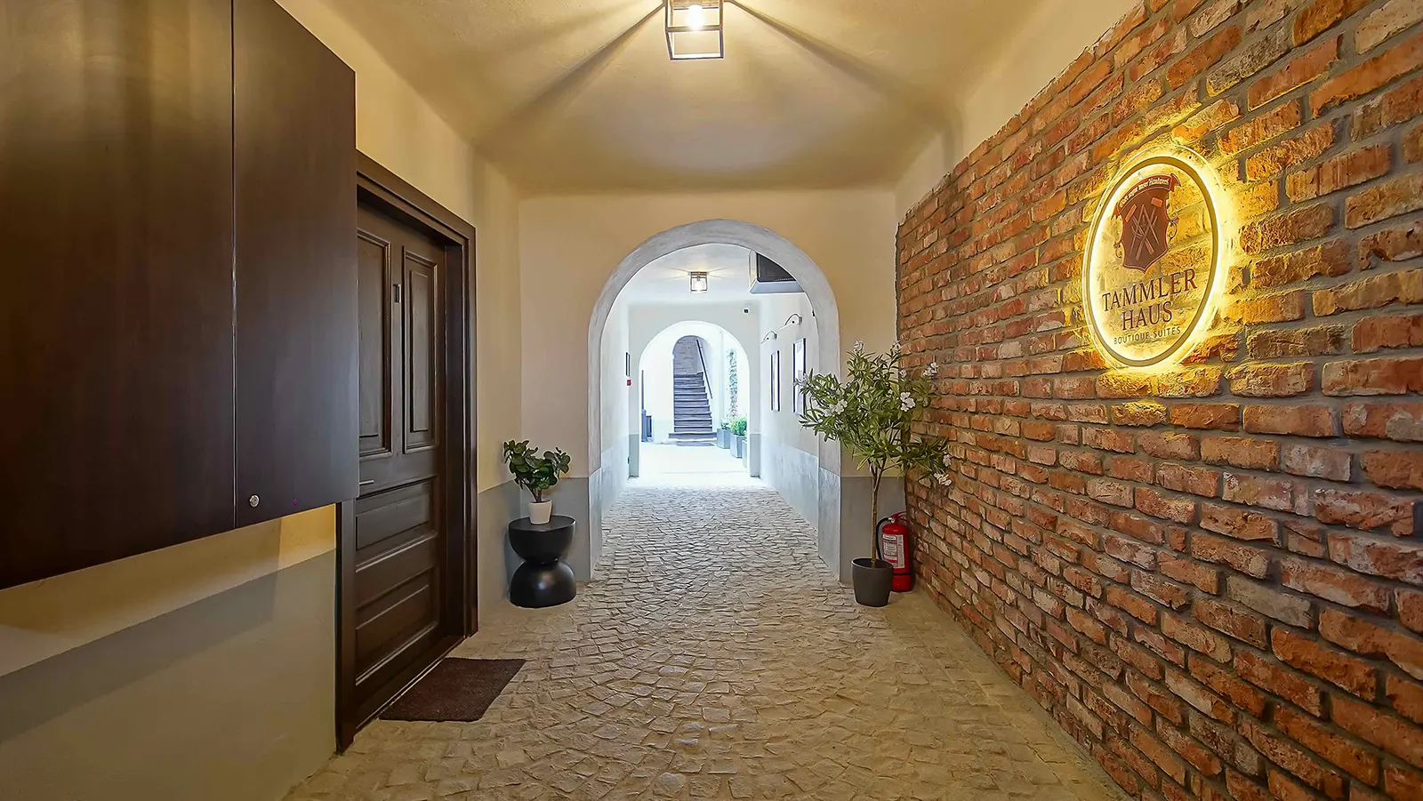 Interiorul Tammler Haus – Boutique Suites din Brașov
