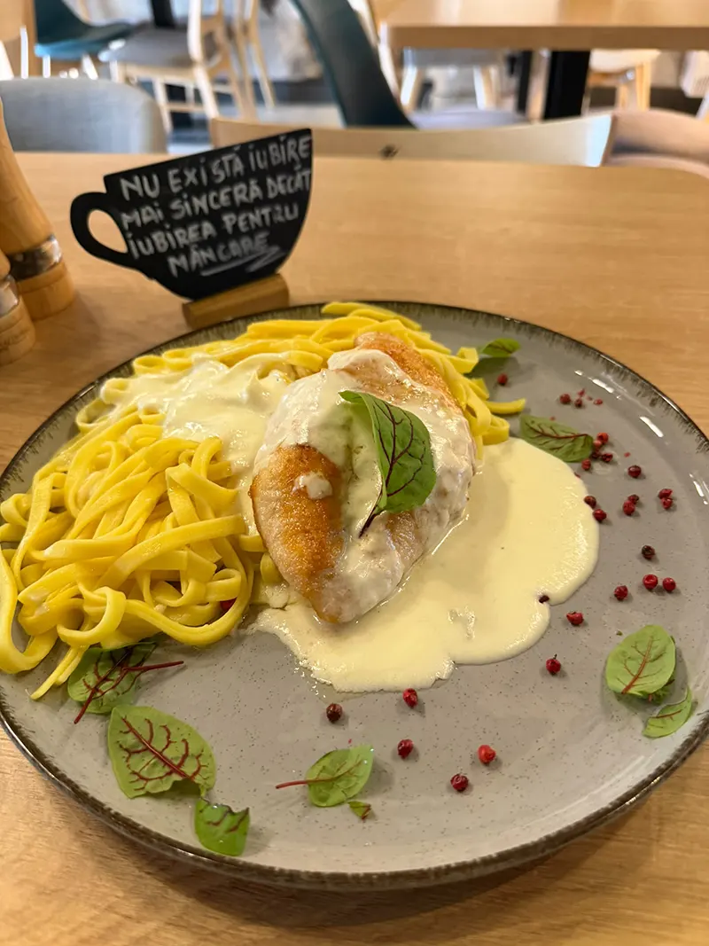 Paste Le Petit Bistro Brasov