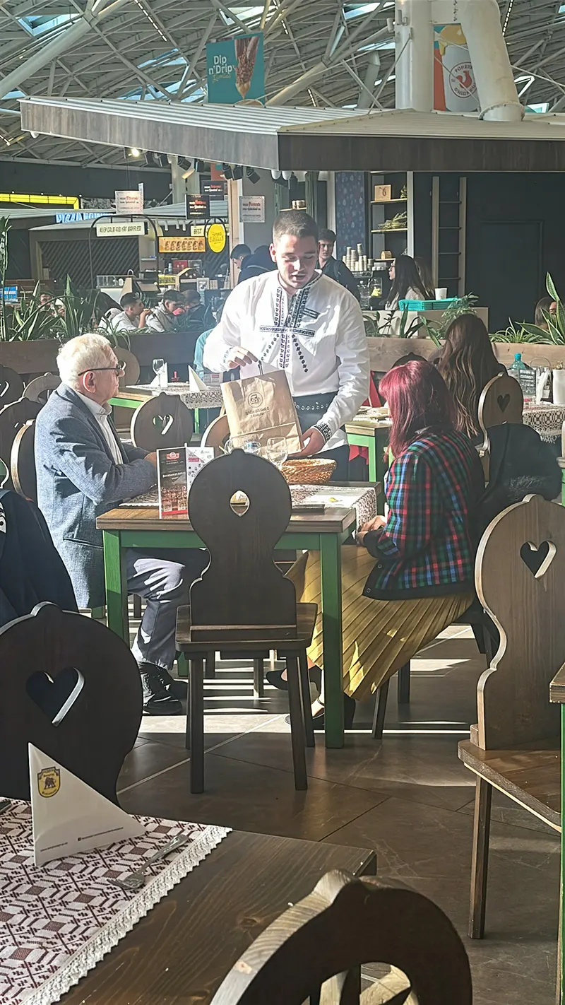 Restaurantul Sergiana AFI în timpul evenimentelor aniversare