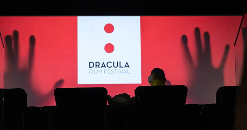 Dracula Film Festival ecran la cinema
