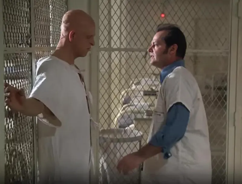 Michael Berryman în Zbor deasupra unui cuib de cuci, 1975