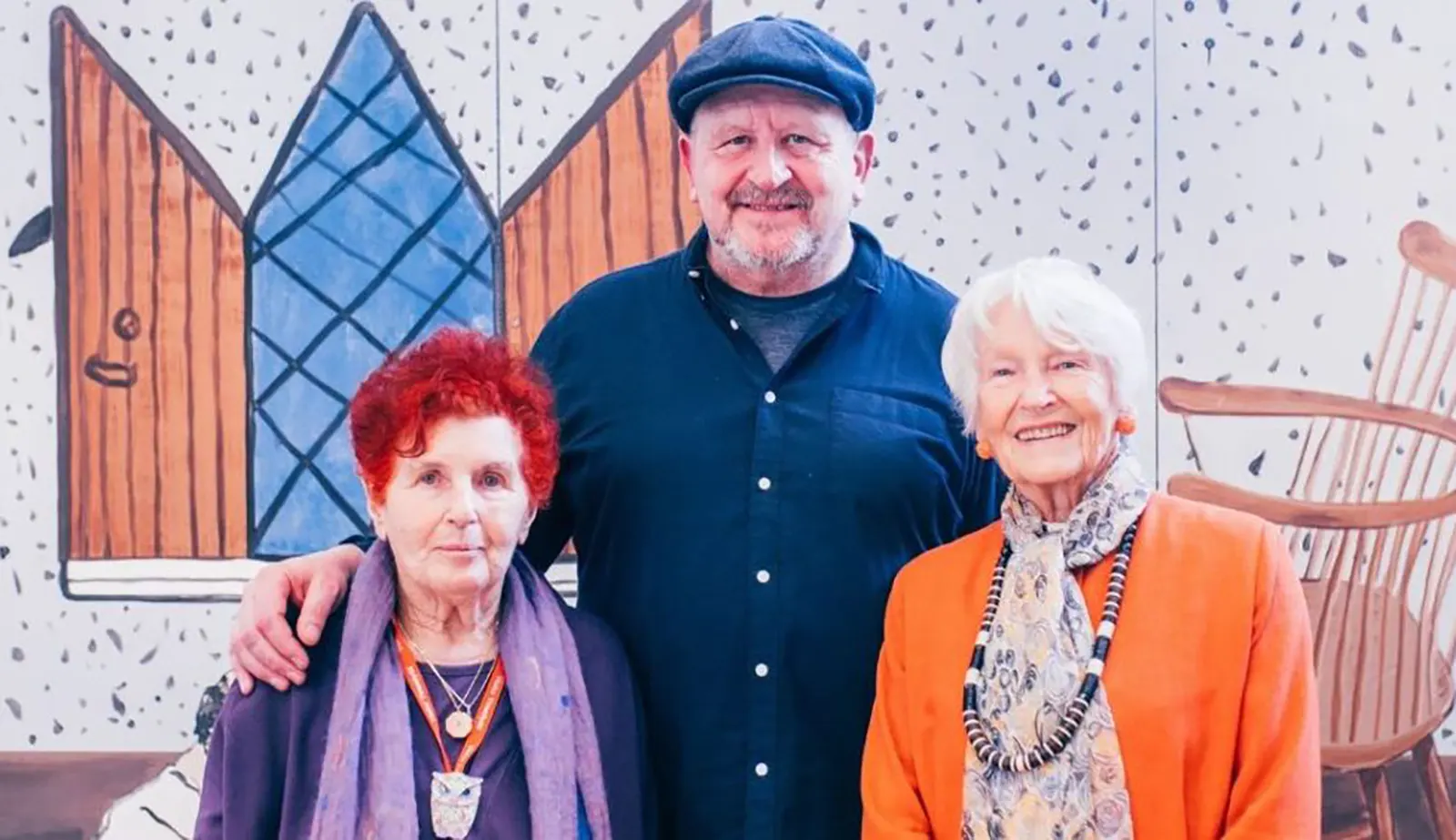 Pamela Howard, Sean Crowley și Lady Anya Sainsbury