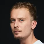 Vlad Ionuț Popescu, portret pentru interviul Clin d’Oeil