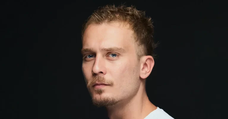 Vlad Ionuț Popescu, portret pentru interviul Clin d’Oeil
