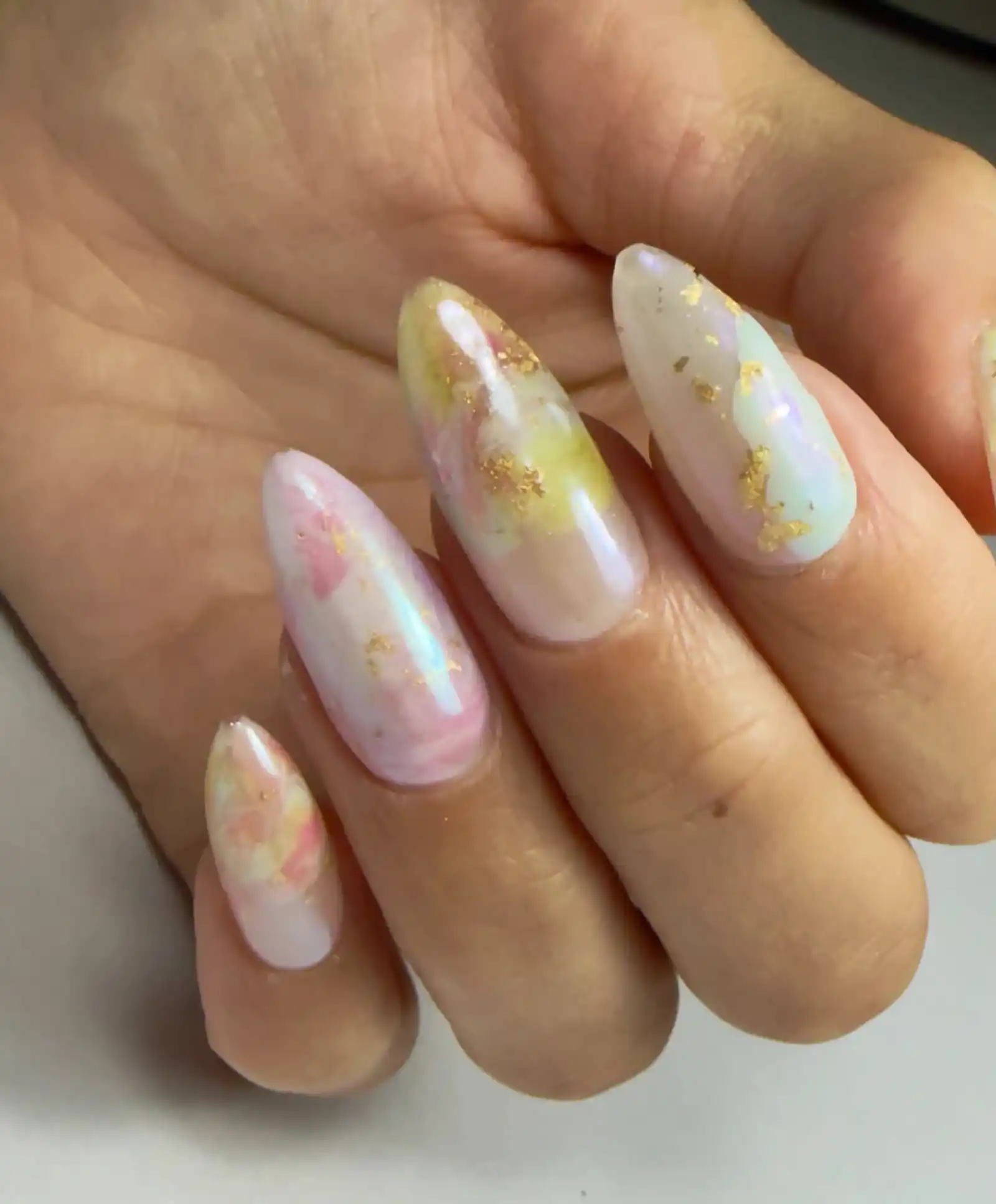 Creativitate și elemente 3D - Manichiură realizată de Mari Luca, Nail Specialist OPI