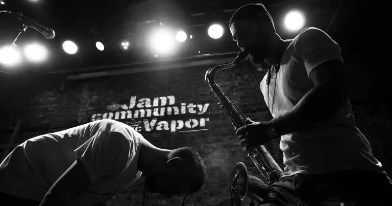 Vapor lansează „Death and Everything After” pe 7 octombrie, la Expirat, live cu instrumentiști din The Jam Community și invitați