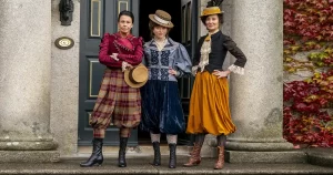 De pe docurile din Yorkshire, la marginea aristocrației britanice. Serialul „The Hardacres” ajunge la sezonul 2