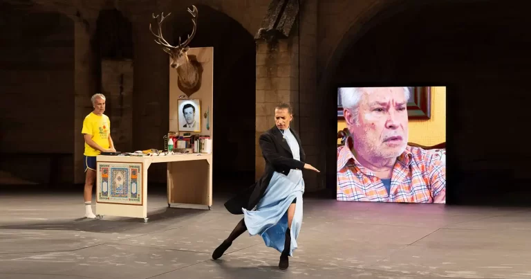De la Festivalul de la Avignon la București: „Israel & Mohamed” deschide programul de toamnă al Stagiunii Internaționale de Teatru 2026