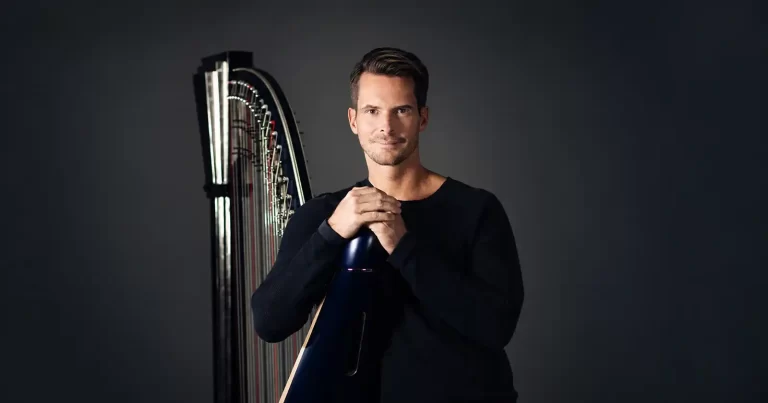 Celebrul harpist francez Xavier de Maistre deschide noua stagiune a Orchestrei de Cameră Radio